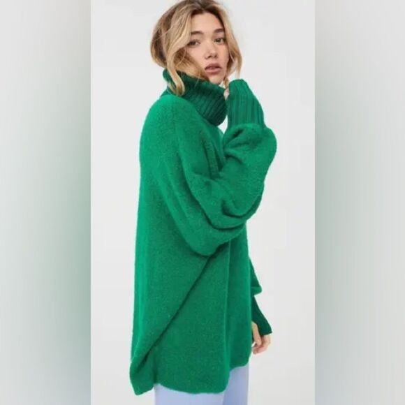 AERIE OFFLINE Green Alpine Chillside Turtleneck Sweater *NEW* - Picture 2 of 10